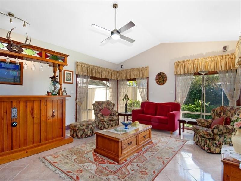 11 Neiwand Avenue, Kellyville NSW 2155