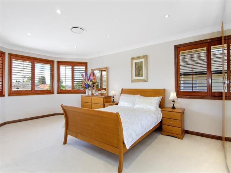 26 Pentonville Parade, Castle Hill NSW 2154