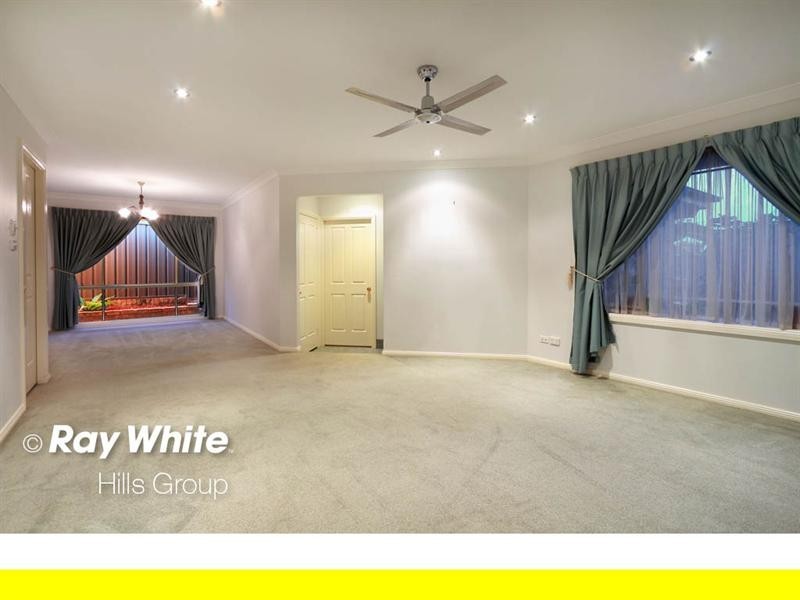8 Yew Place, Quakers Hill NSW 2763