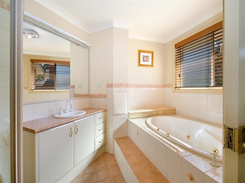 13 Strathfillan Way, Kellyville NSW 2155