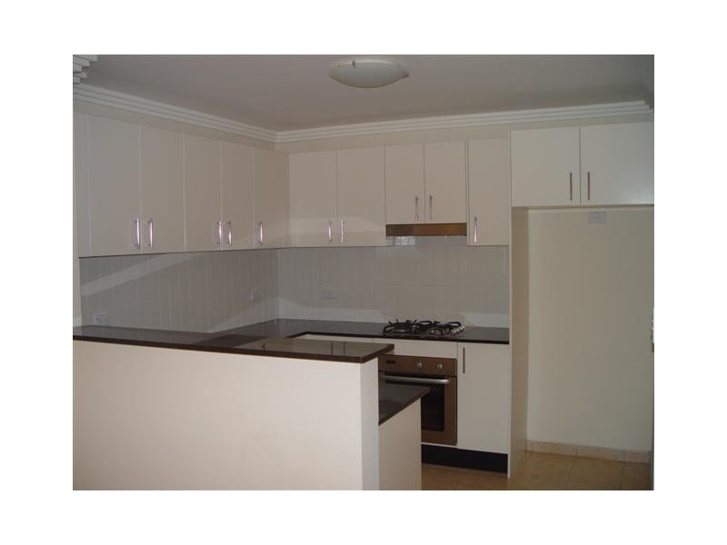 12 Murray Street, Northmead NSW 2152