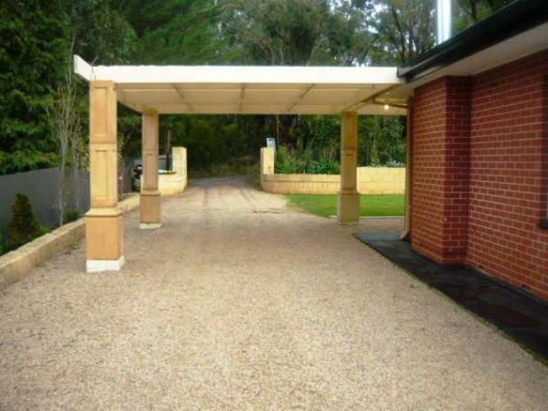 10 Emmett Road, Crafers West SA 5152