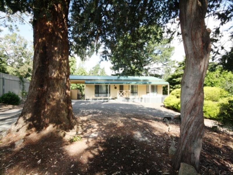 2 Fielding Road, Bridgewater SA 5155