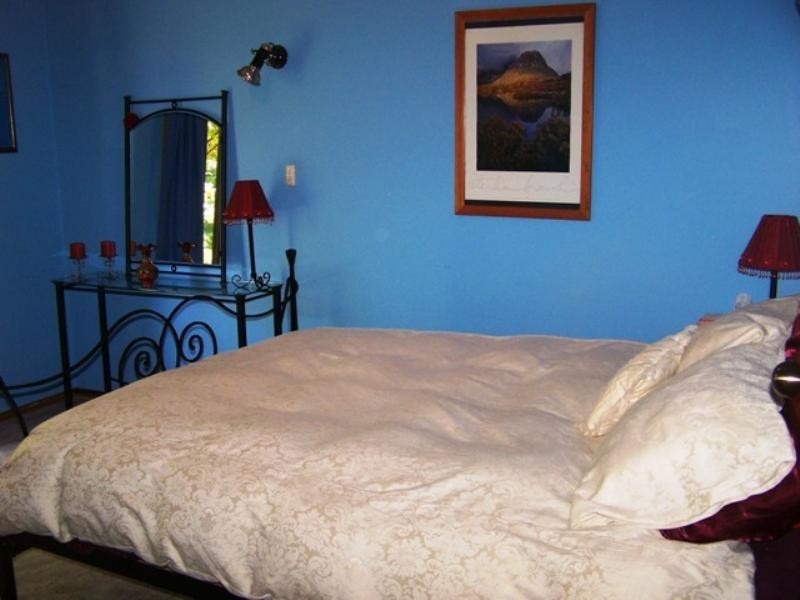 8 Valleyside Drive, Crafers SA 5152