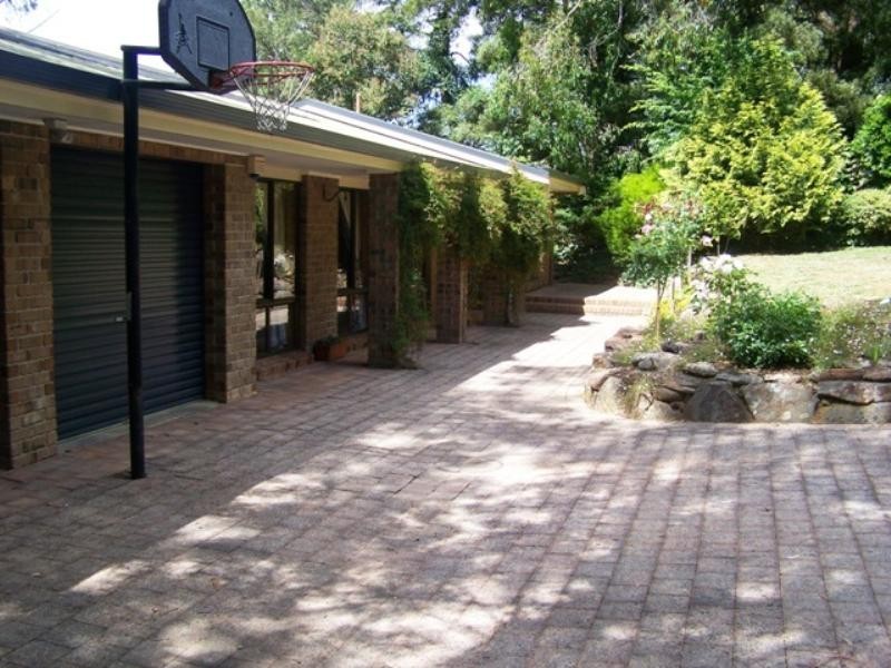 8 Valleyside Drive, Crafers SA 5152