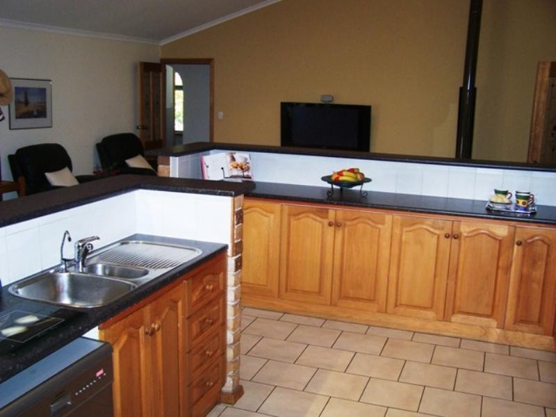 8 Valleyside Drive, Crafers SA 5152