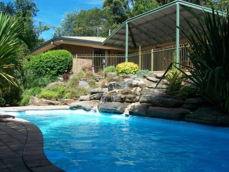 8 Valleyside Drive, Crafers SA 5152