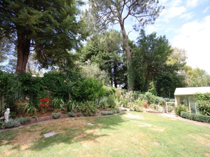 90 Old Mount Barker Road, Stirling SA 5152