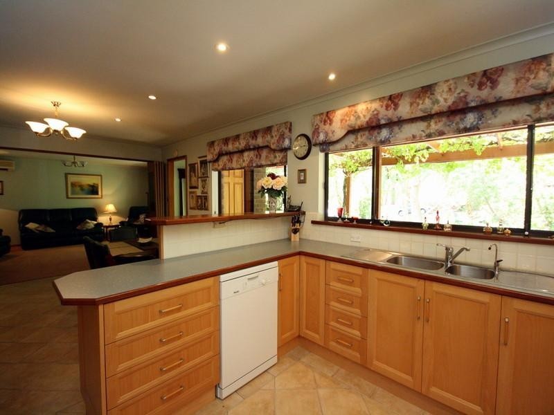 12 Duke Street, Bridgewater SA 5155