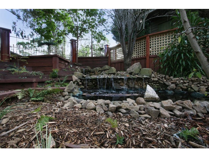 6 Runnymede Road, Belgrave VIC 3160
