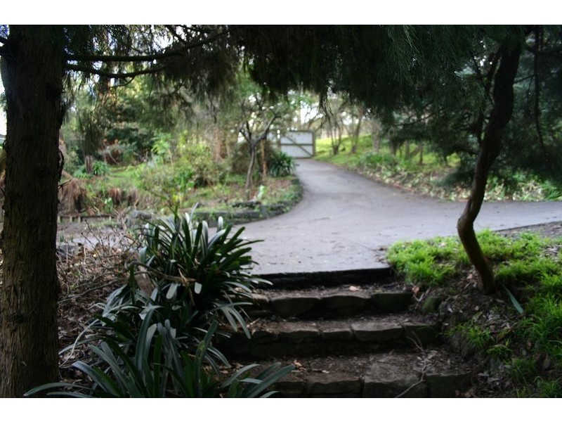 189-191 Mt Morton Road, Belgrave Heights VIC 3160