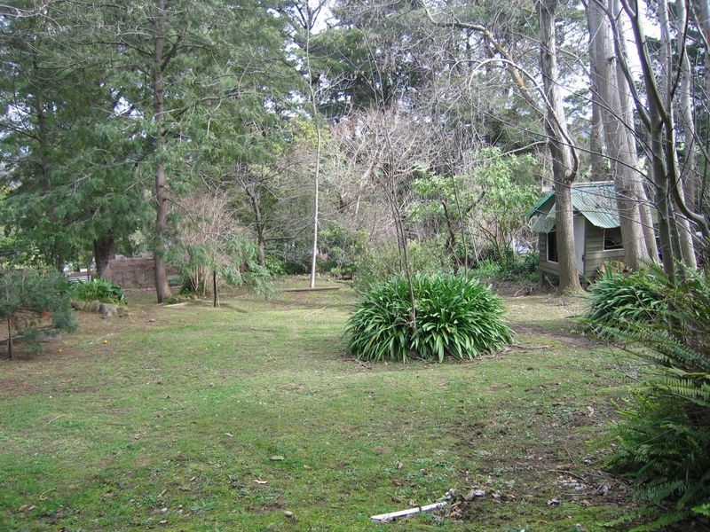 18 Griffiths Road, Upwey VIC 3158