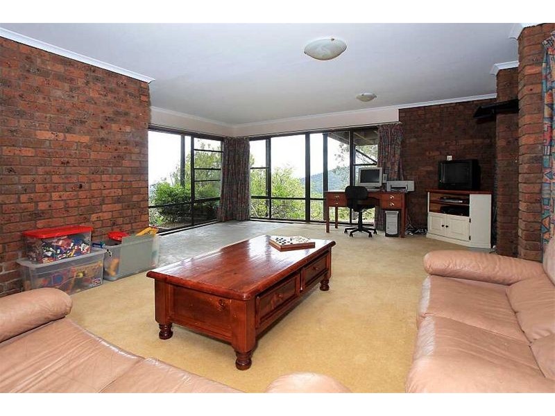 10 Irene Avenue, Upper Ferntree Gully VIC 3156