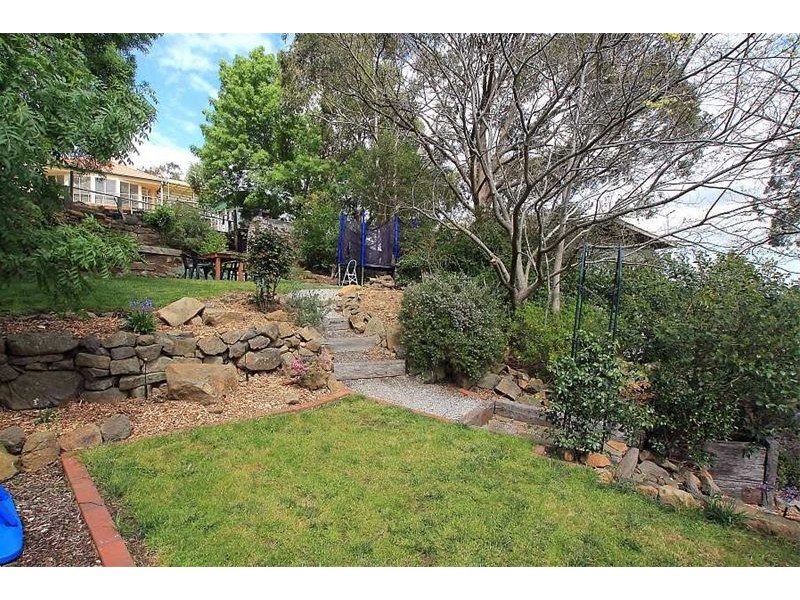 10 Irene Avenue, Upper Ferntree Gully VIC 3156