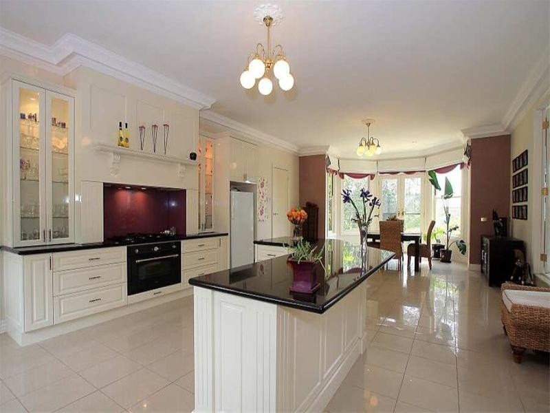 10 One Tree Hill Road, Ferny Creek VIC 3786