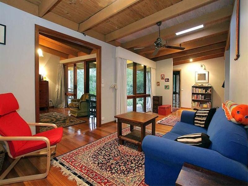 33 Glen Road, Belgrave Heights VIC 3160