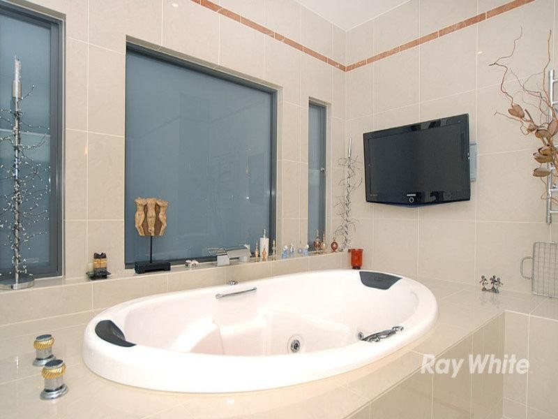 223 Mt Morton Road, Belgrave Heights VIC 3160