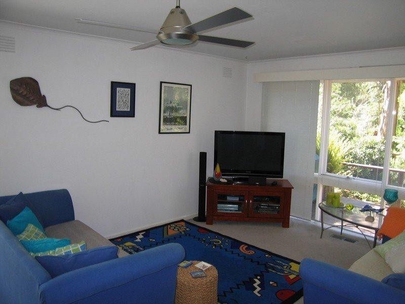 18 Hazelvale Road, Tecoma VIC 3160