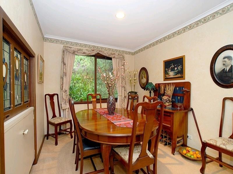 7 St Leonards Road, Selby VIC 3159