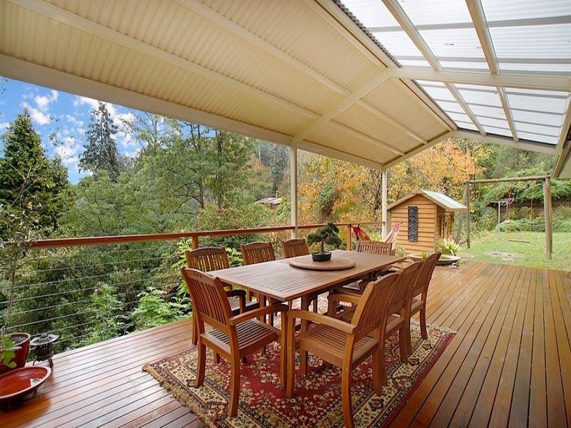 7 St Leonards Road, Selby VIC 3159