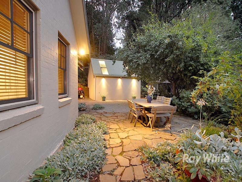 5 Panteg Road, Sassafras VIC 3787