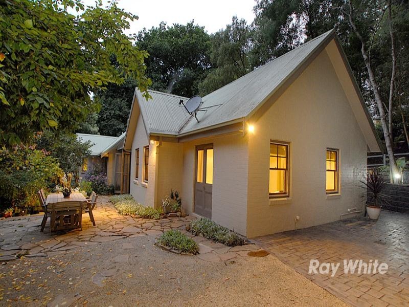5 Panteg Road, Sassafras VIC 3787