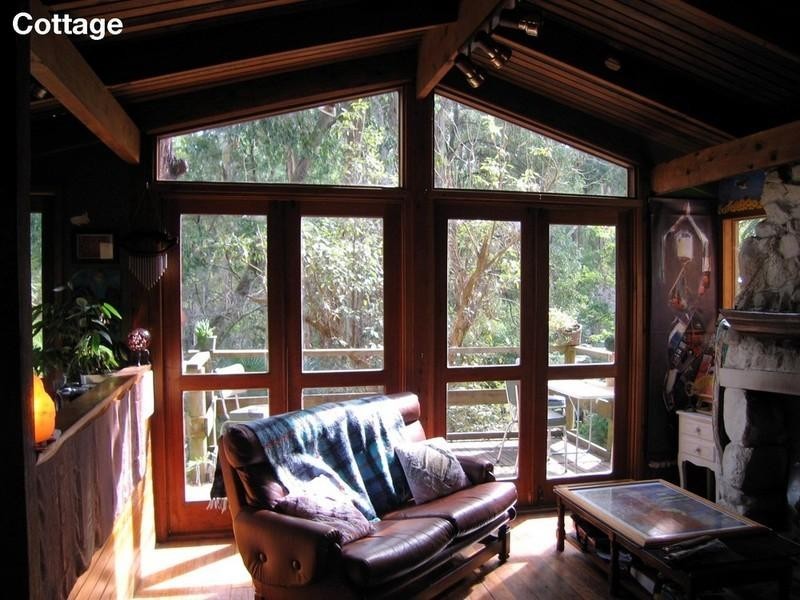 12 Argonne Parade, Selby VIC 3159