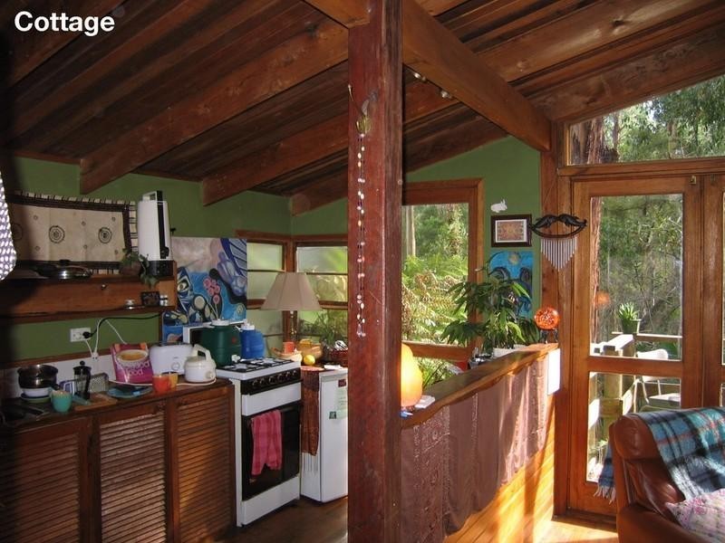 12 Argonne Parade, Selby VIC 3159