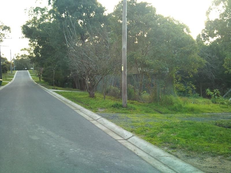 13 Bayview Avenue, Upwey VIC 3158