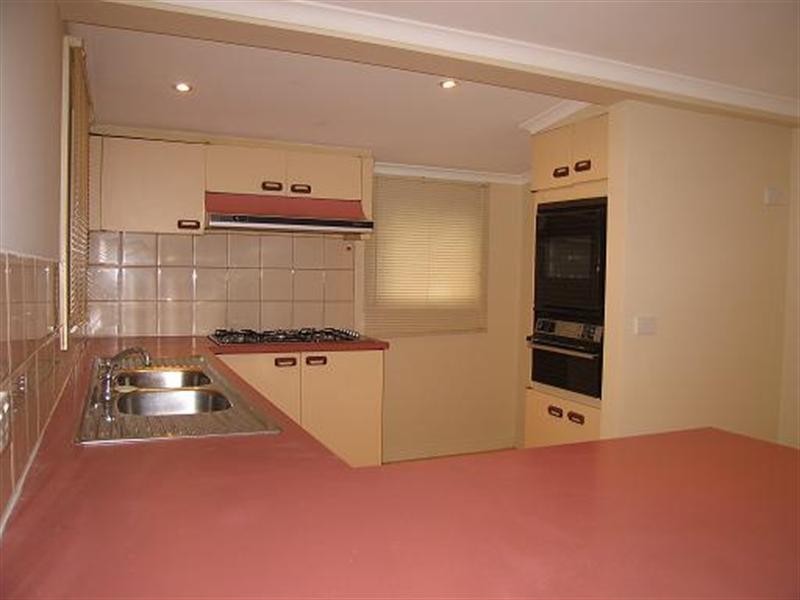 11 Ferny Creek Avenue, Upper Ferntree Gully VIC 3156