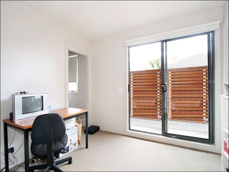 1 Delany Avenue, Burwood VIC 3125