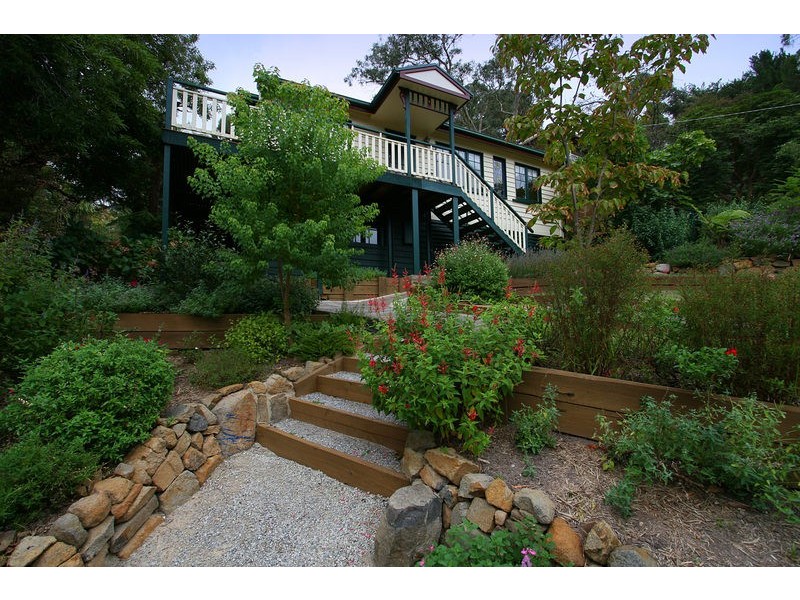60 Belmont Avenue, Upwey VIC 3158