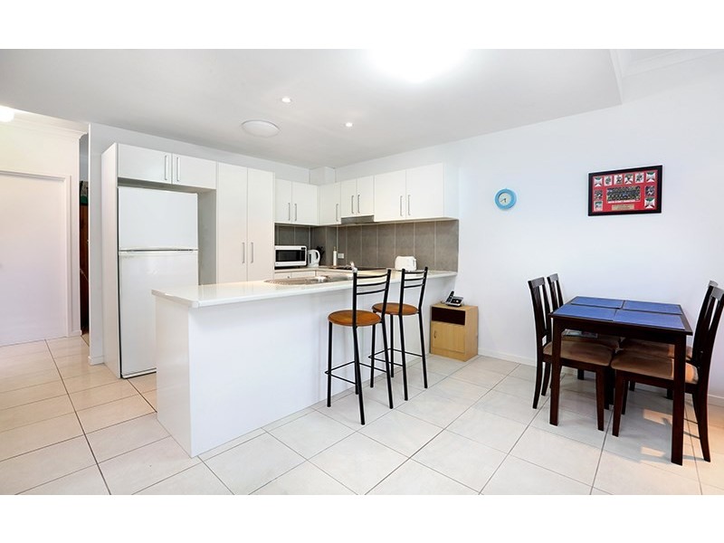 2/131-133 Duporth Avenue, Maroochydore QLD 4558