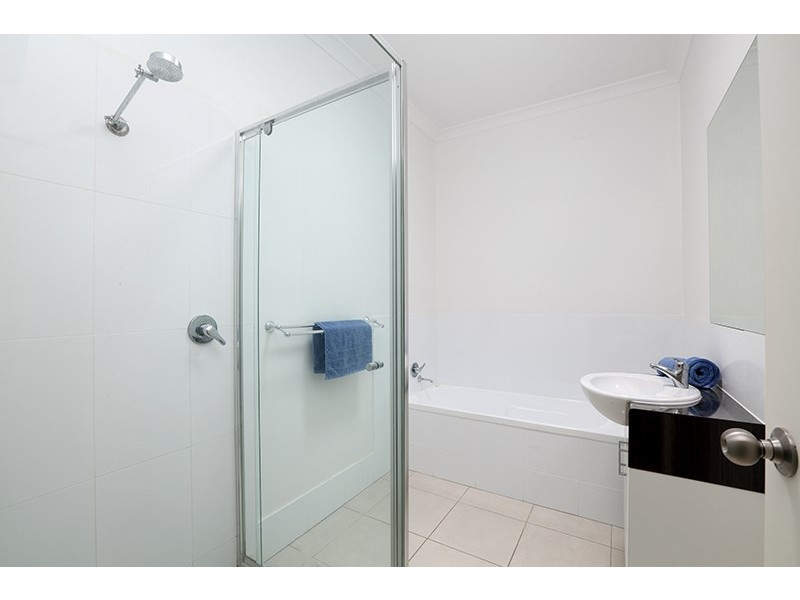 2/131-133 Duporth Avenue, Maroochydore QLD 4558