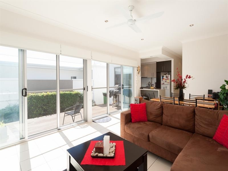 10/12 Turner Street, Maroochydore QLD 4558