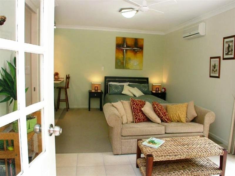 16 Nicolle Court, Mooloolah Valley QLD 4553