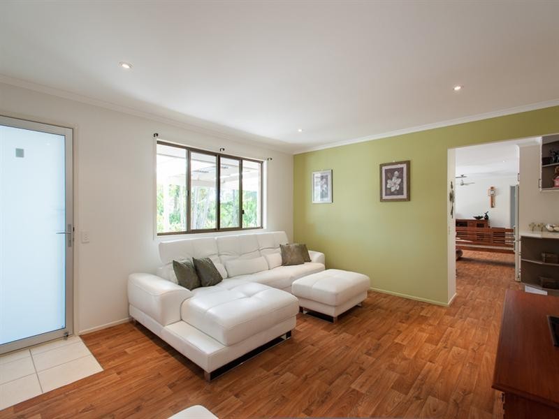 34 Suzen Court, Mooloolah Valley QLD 4553