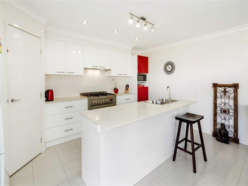 21 Forest Pines Boulevard, Forest Glen QLD 4556