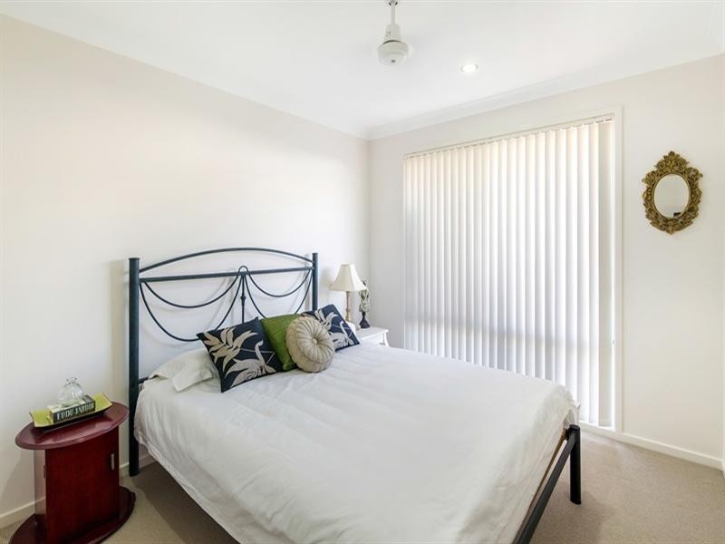 21 Forest Pines Boulevard, Forest Glen QLD 4556