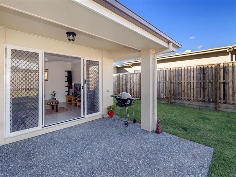 21 Forest Pines Boulevard, Forest Glen QLD 4556