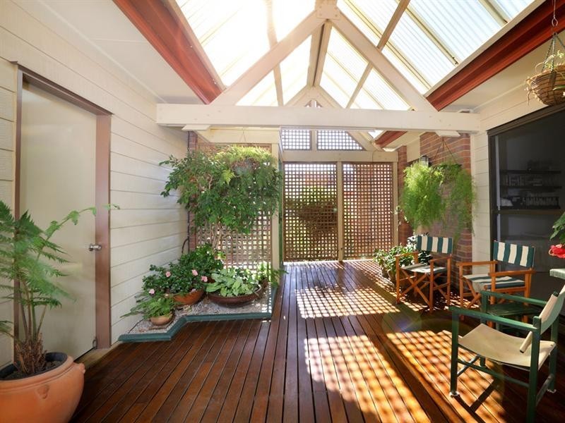 27 Gilbert Street, Buderim QLD 4556