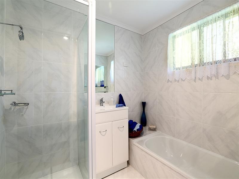 11 Brandenburg Road, Mooloolah Valley QLD 4553