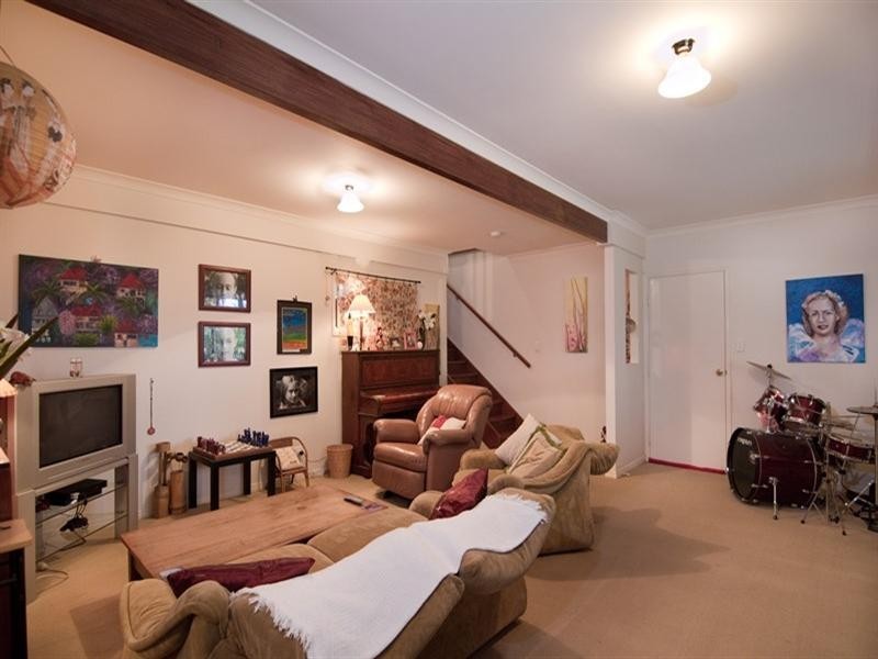 4 Firetail Place, Glenview QLD 4553