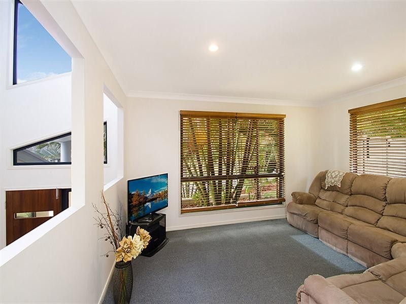 12 Hastings Place, Buderim QLD 4556