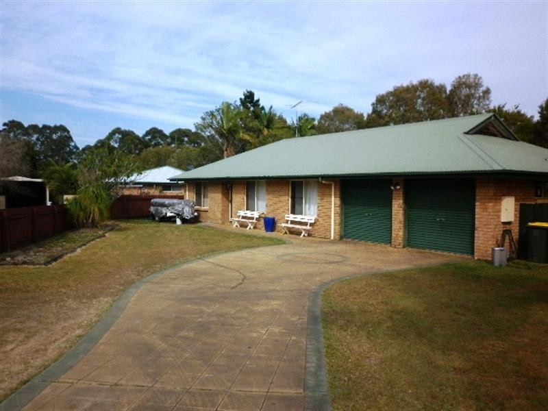 12 Lotus Place, Bli Bli QLD 4560