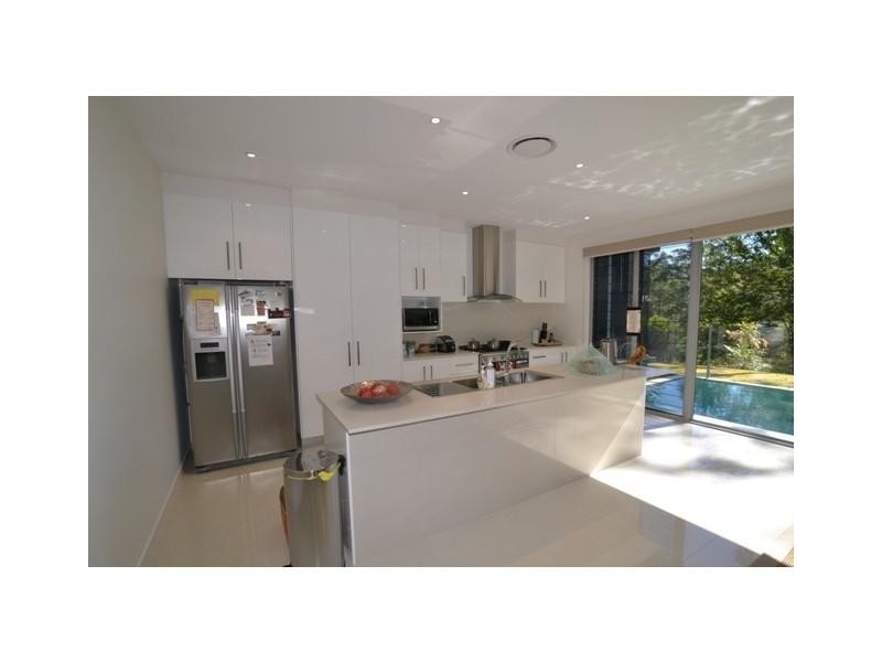 39 Monarch Place, Mons QLD 4556