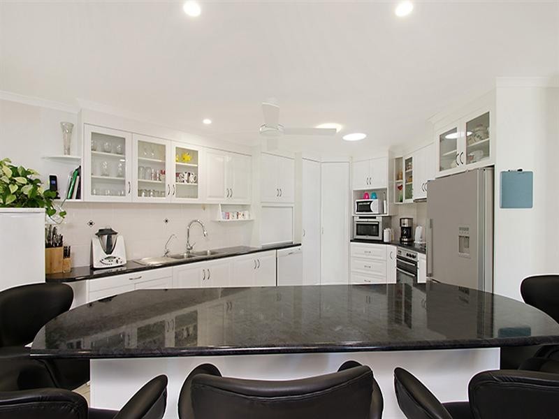 23 Karawatha Drive, Mountain Creek QLD 4557