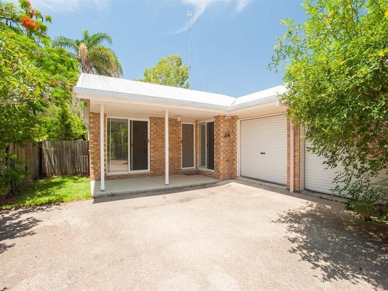 2/231 Broadwater Avenue West, Maroochydore QLD 4558