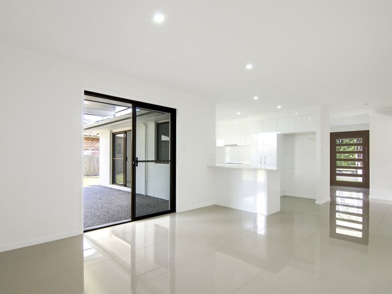 28 Karawatha Drive, Mountain Creek QLD 4557