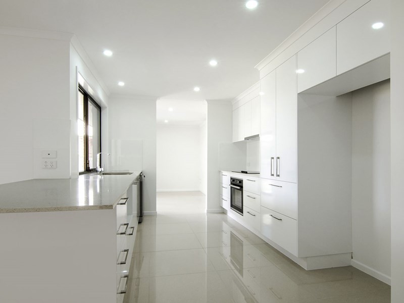 28 Karawatha Drive, Mountain Creek QLD 4557